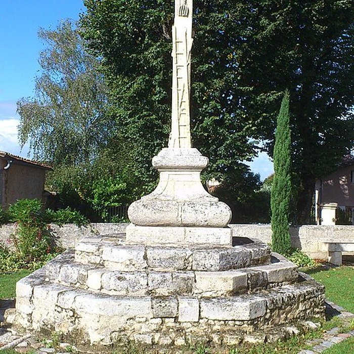 Photo de Croix de cimetière de la Lande-de-Fronsac