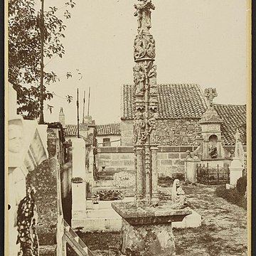 croix de cimetiere de saillans