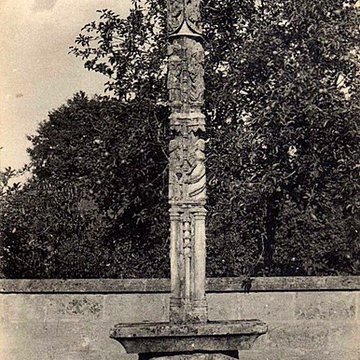 Croix de cimetière de Saillans