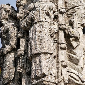 Croix de cimetière de Saillans