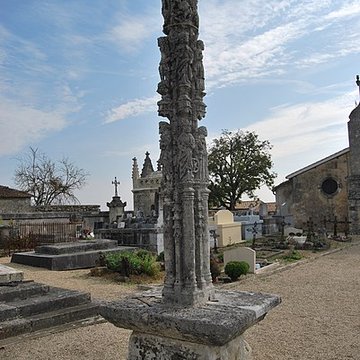 Croix de cimetière de Saillans