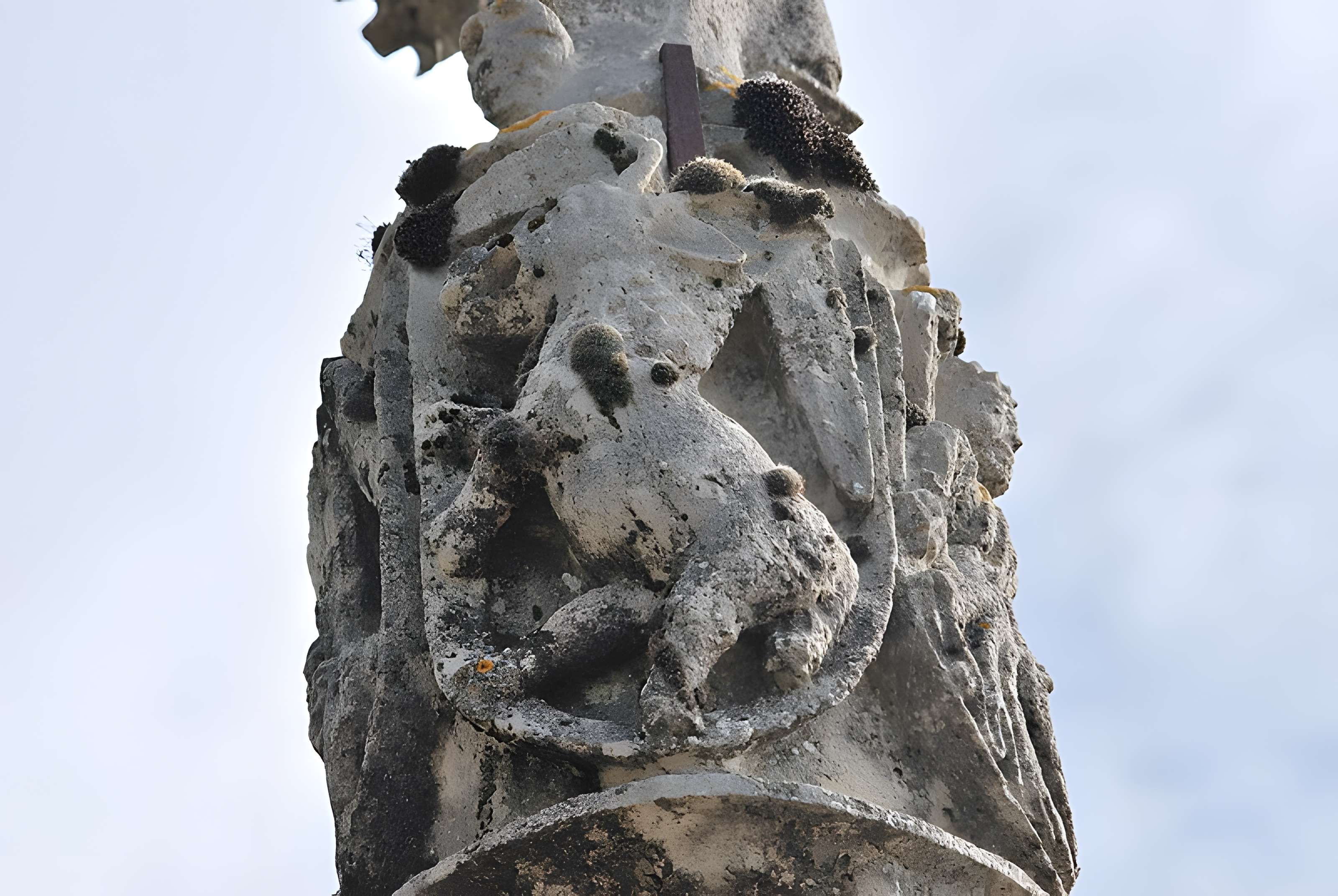 Croix de cimetière de Saillans