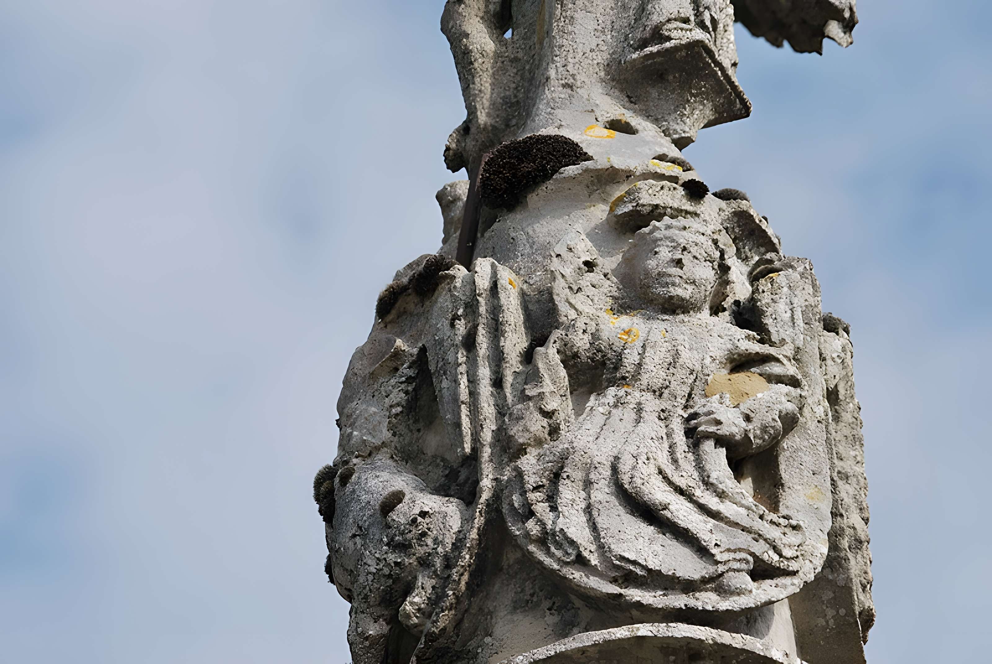 Croix de cimetière de Saillans