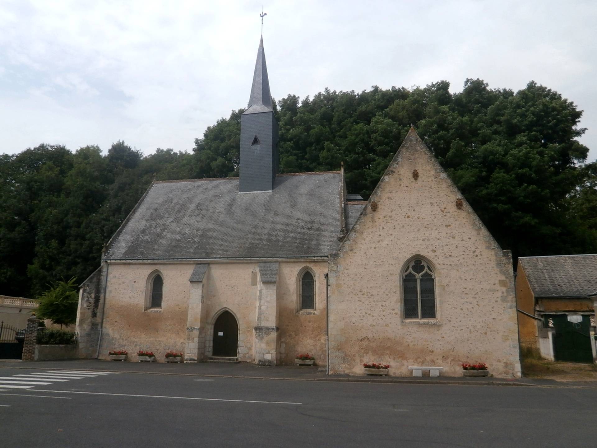 Photo de Saint-Benoît des Hermites Church