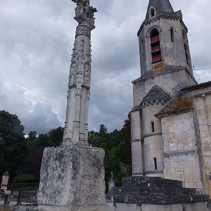 Photo de Croix de cimetière de Saint-Germain-de-la-Rivière