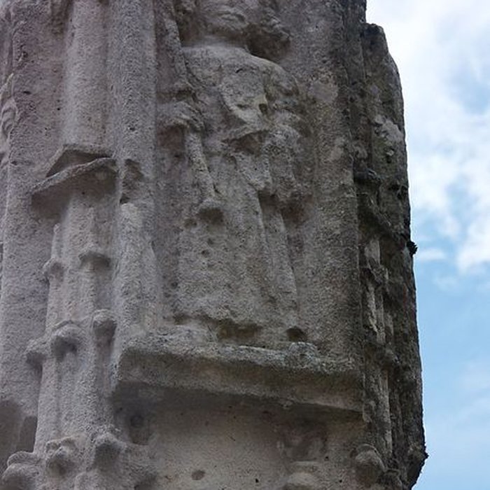 Photo de Croix de cimetière de Saint-Germain-de-la-Rivière