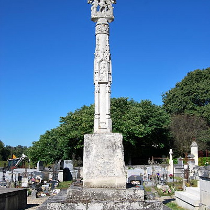 Photo de Croix de cimetière de Saint-Germain-de-la-Rivière