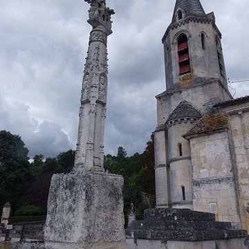 Croix de cimetière de Saint-Germain-de-la-Rivière