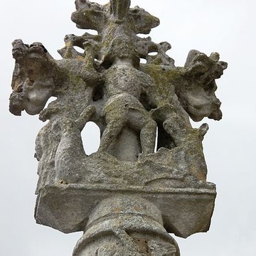 Croix de cimetière de Saint-Germain-de-la-Rivière