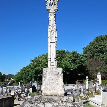 Croix de cimetière de Saint-Germain-de-la-Rivière