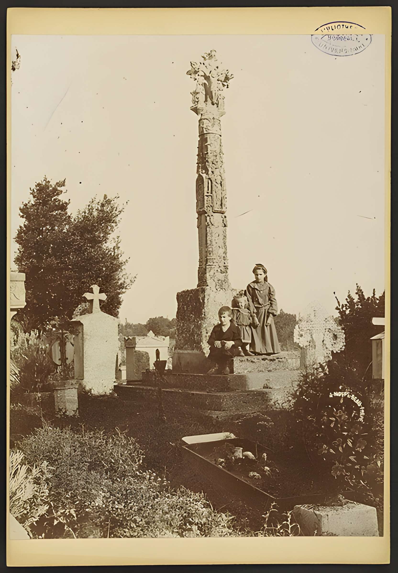 Croix de cimetière de Saint-Germain-de-la-Rivière