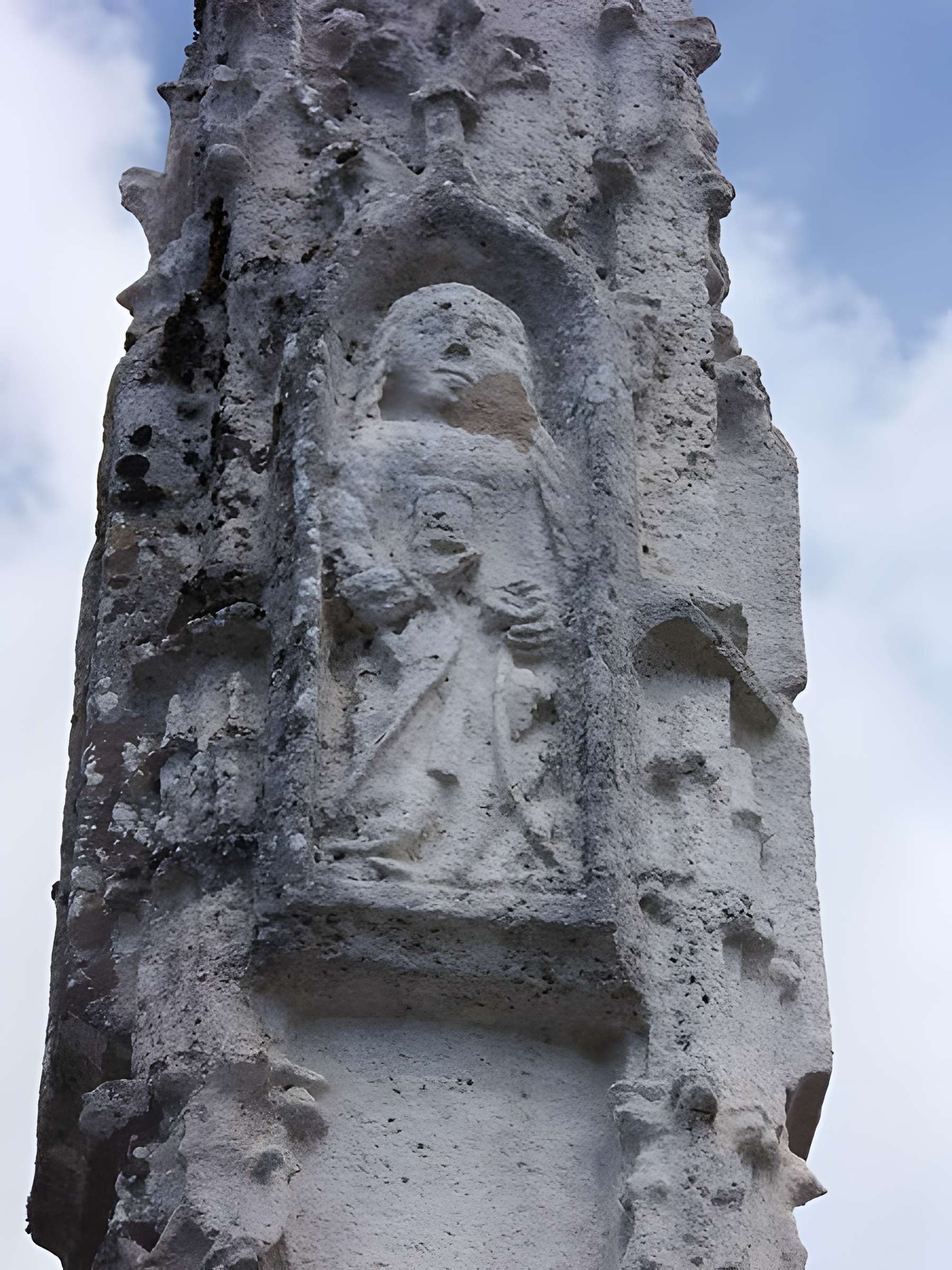 Croix de cimetière de Saint-Germain-de-la-Rivière