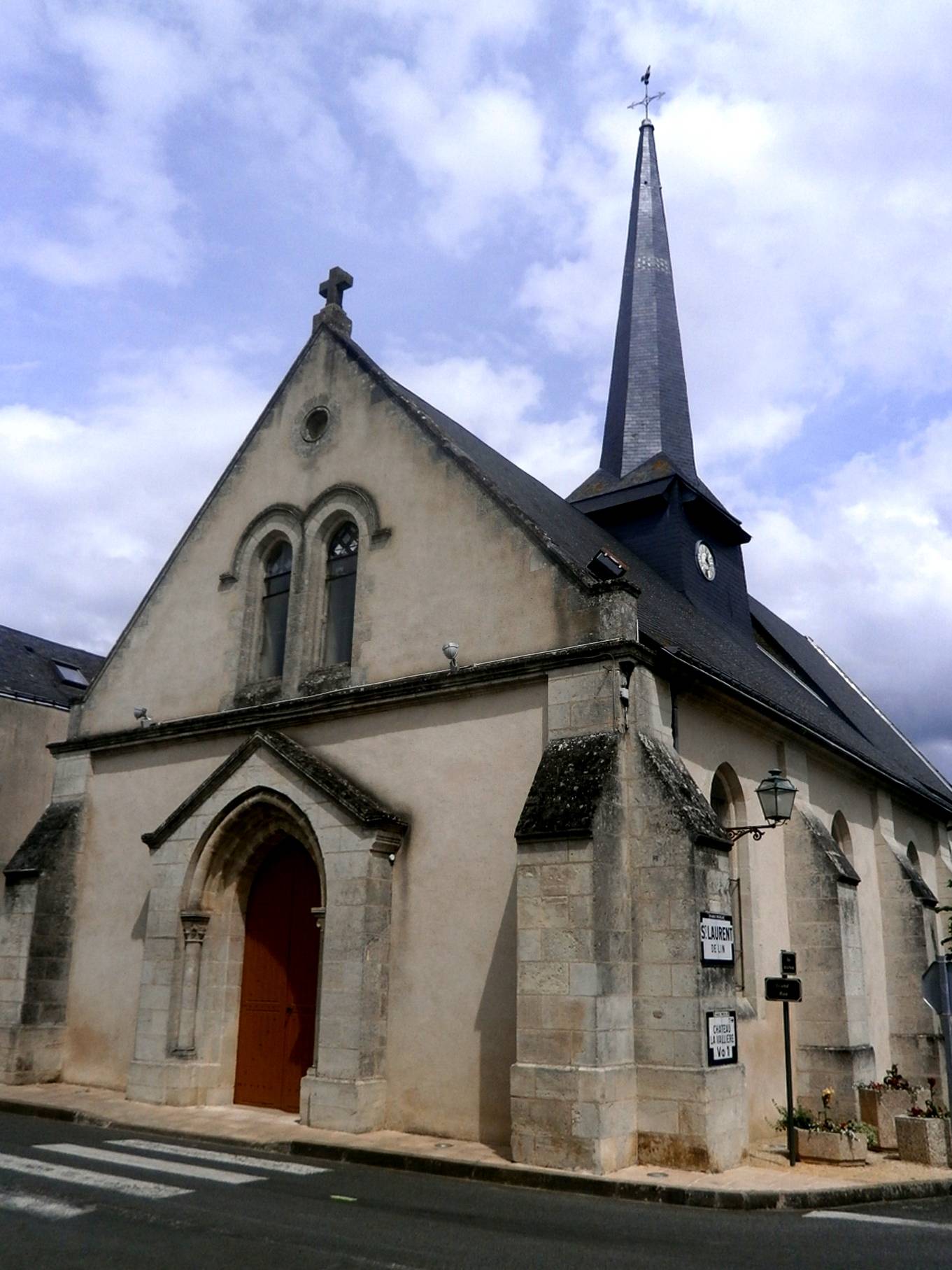 Photo de Église Saint-Laurent de Saint-Laurent-de-Lin