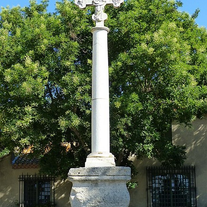 Photo de Croix de Méjanes