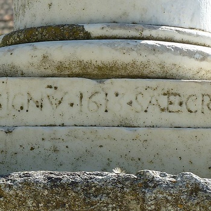 Photo de Croix de Méjanes