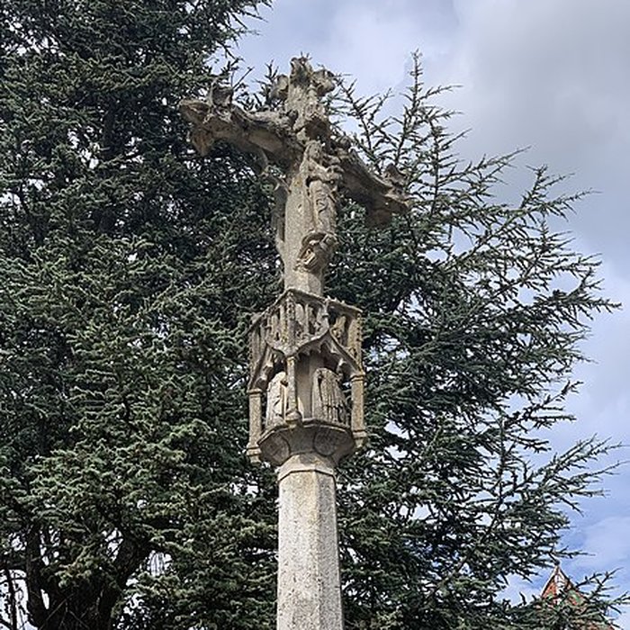Photo de Croix de Rignieux-le-Franc