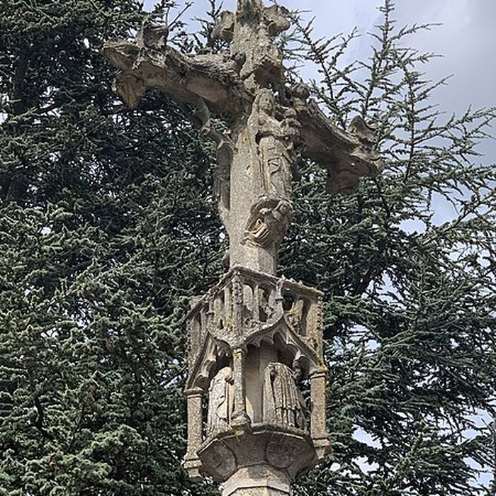 Photo de Croix de Rignieux-le-Franc