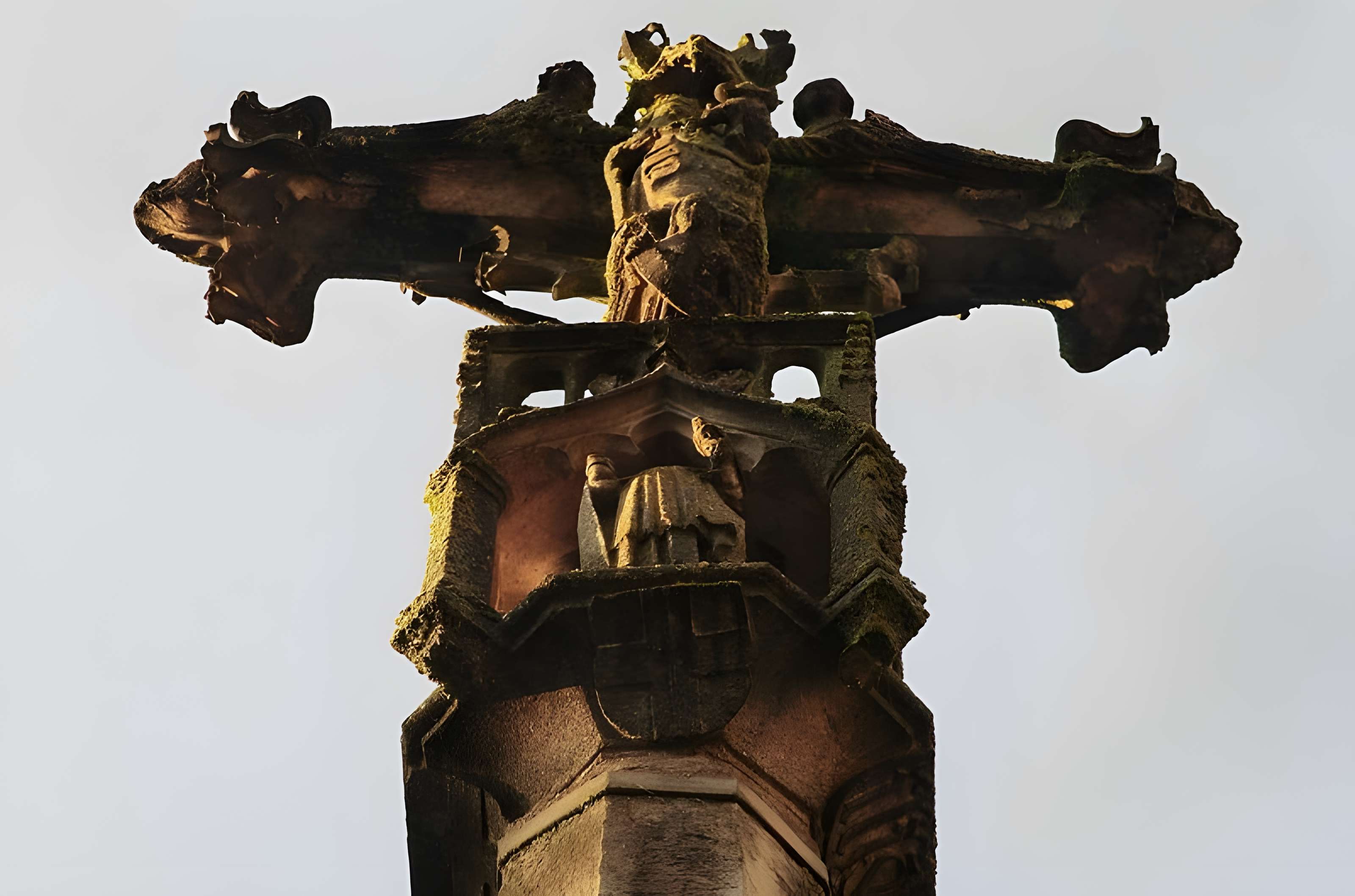 Croix de Rignieux-le-Franc 