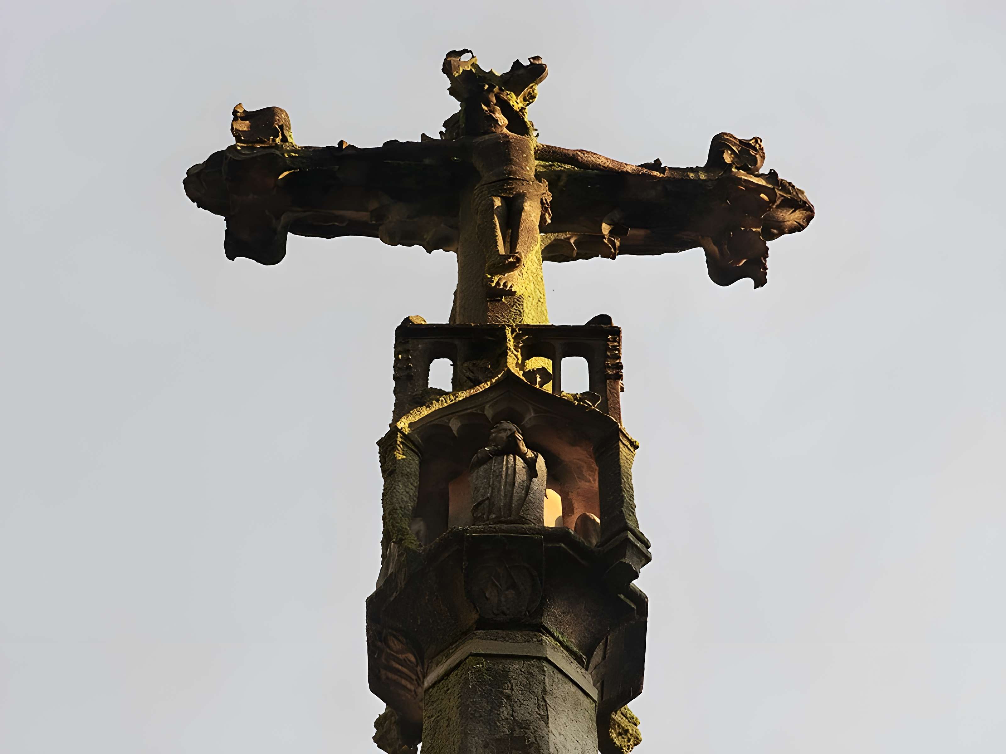 Croix de Rignieux-le-Franc