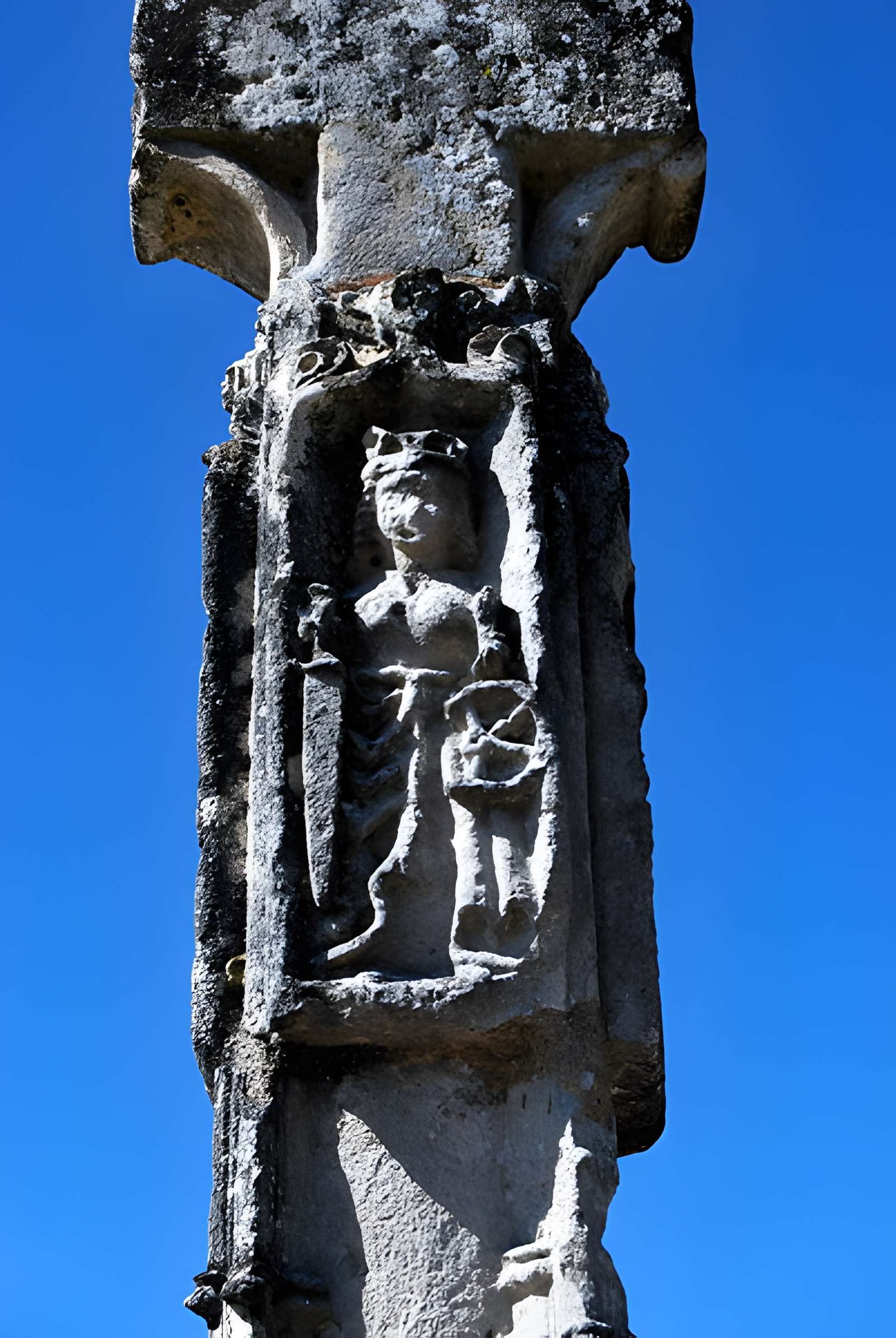 Croix du cimetière de Bonzac