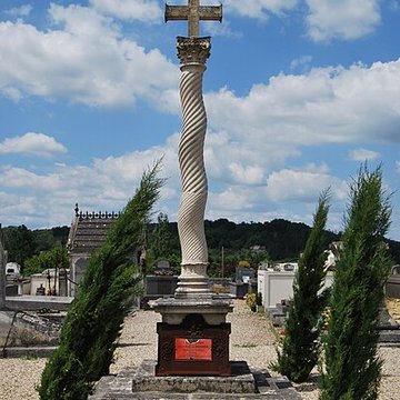 croix du cimetiere de branne