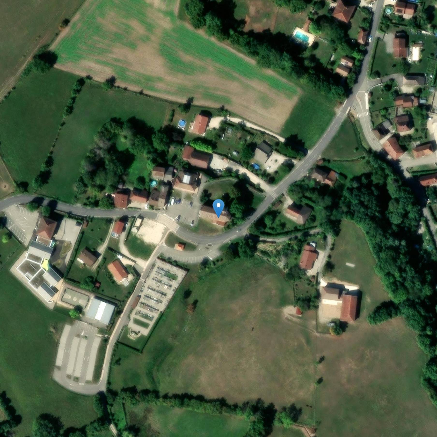 Photo de Saints-Gervais-et-Protais Charancieuの教会