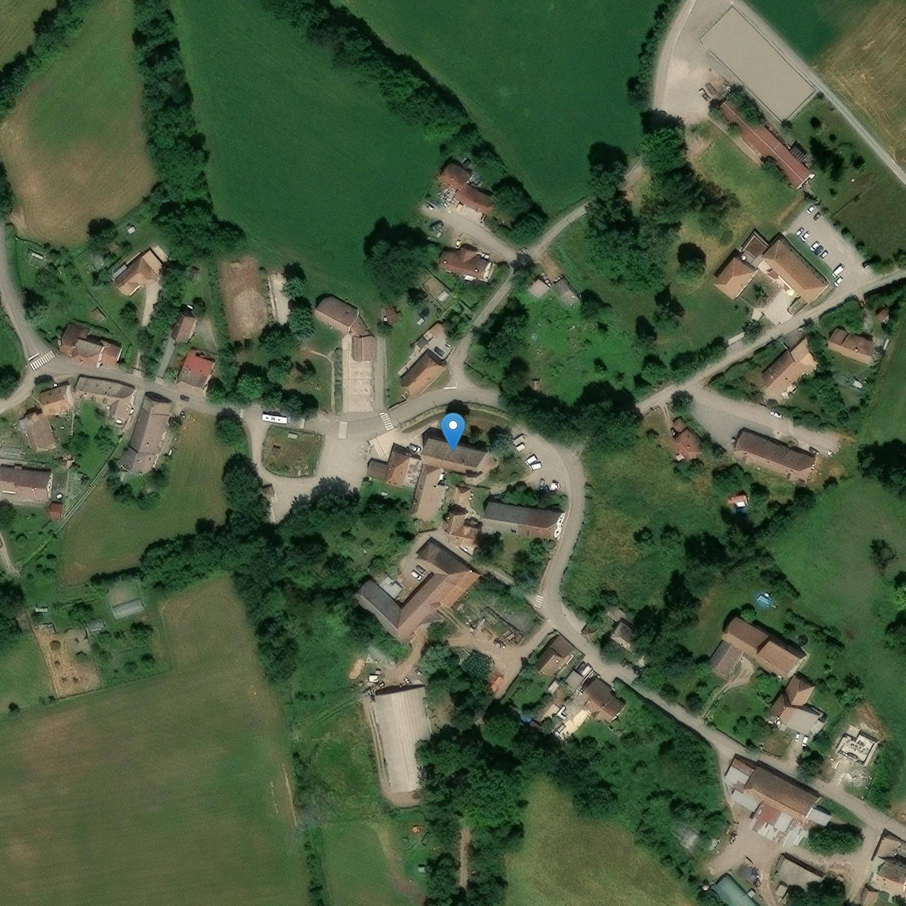 Photo de サン・セバスティアン・チャーチ・シャテルン・トリーヴス