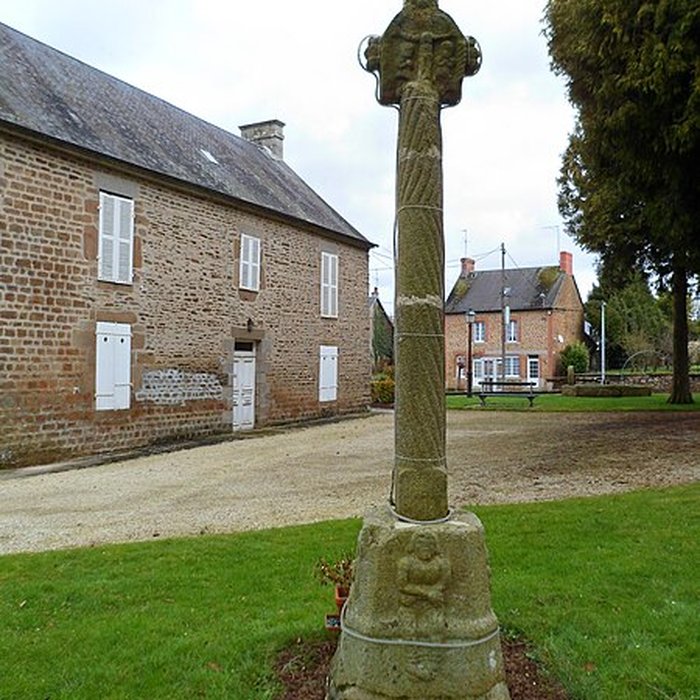 Photo de Croix Saint-Martin de Notre-Dame-du-Touchet