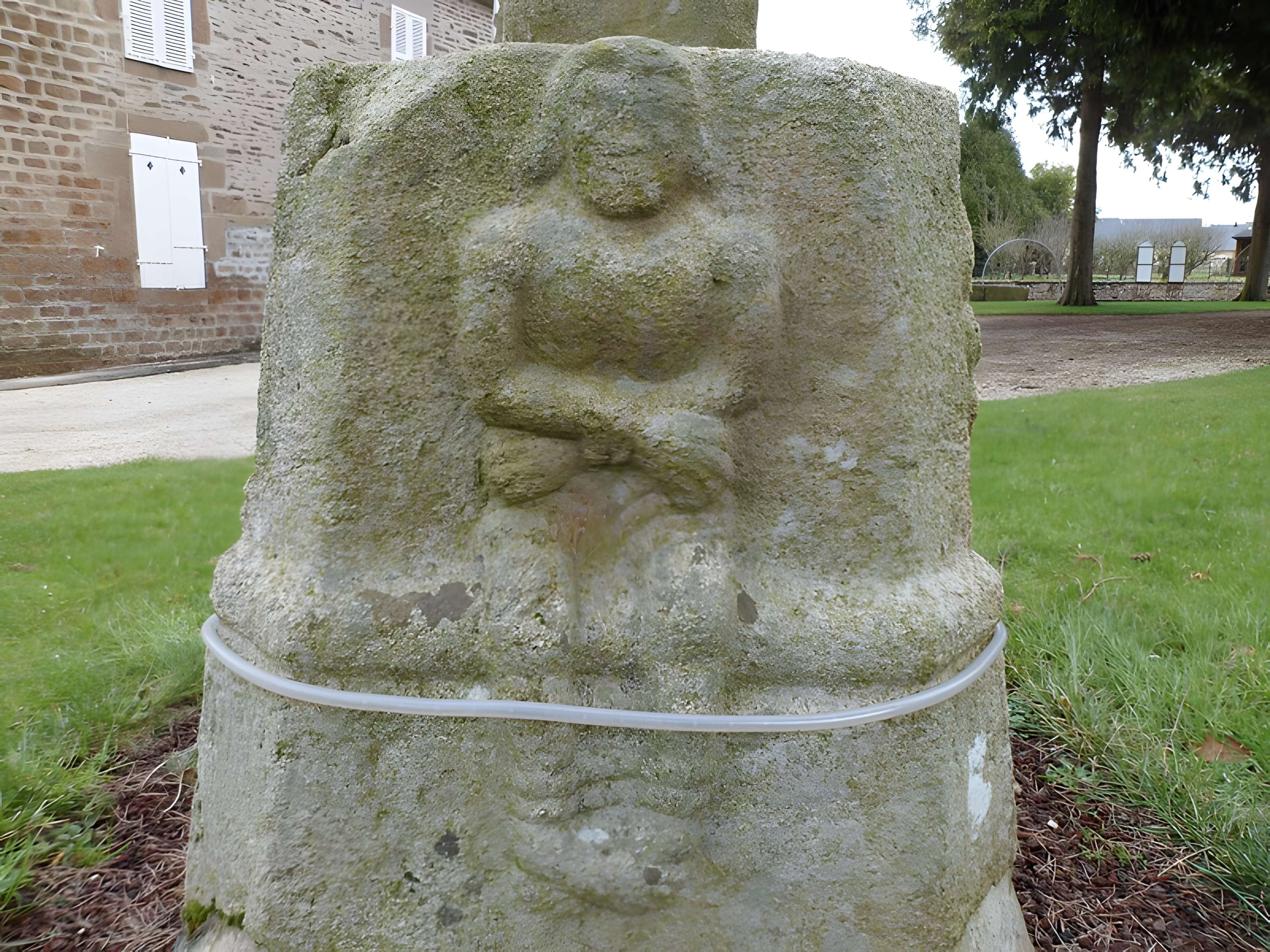 Croix Saint-Martin de Notre-Dame-du-Touchet