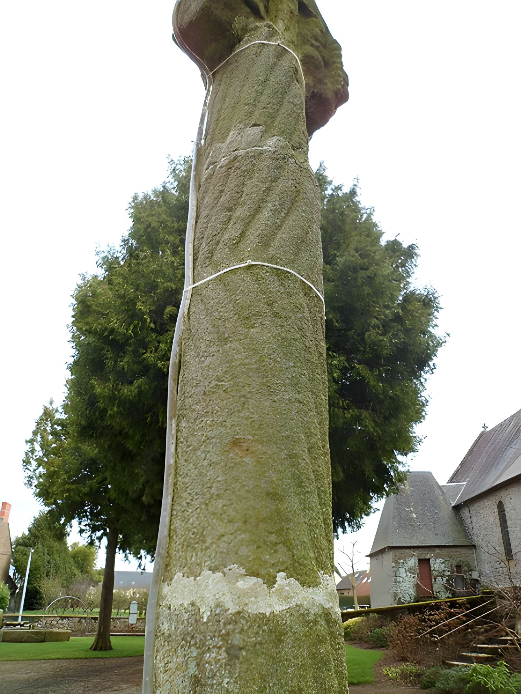 Croix Saint-Martin de Notre-Dame-du-Touchet