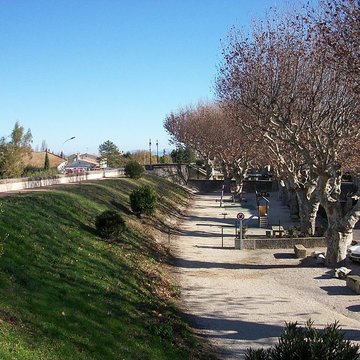 Digue denceinte de Caderousse