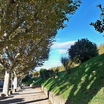 Digue denceinte de Caderousse