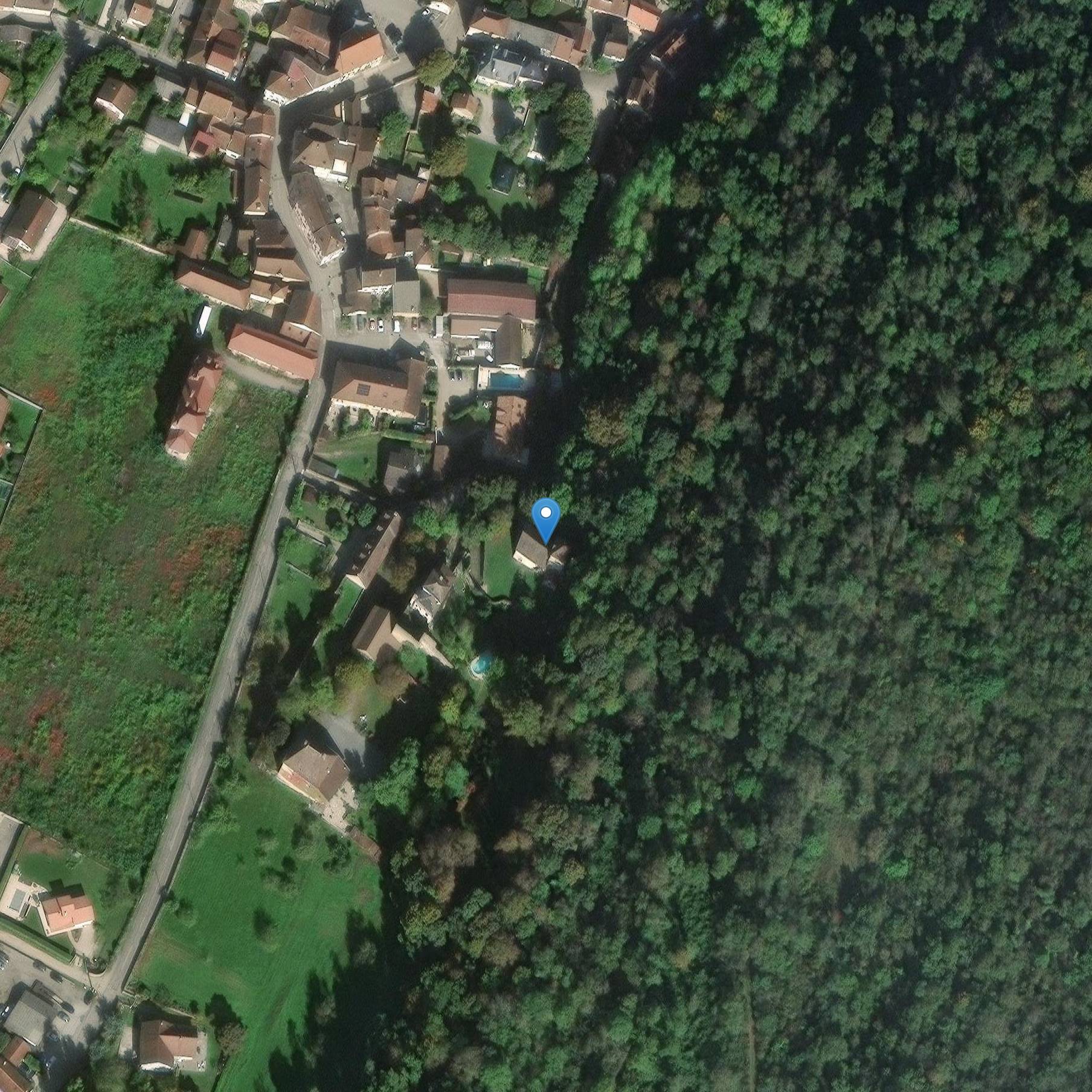 Photo de Saint-Pierre de La Balme-les-Grottes Church