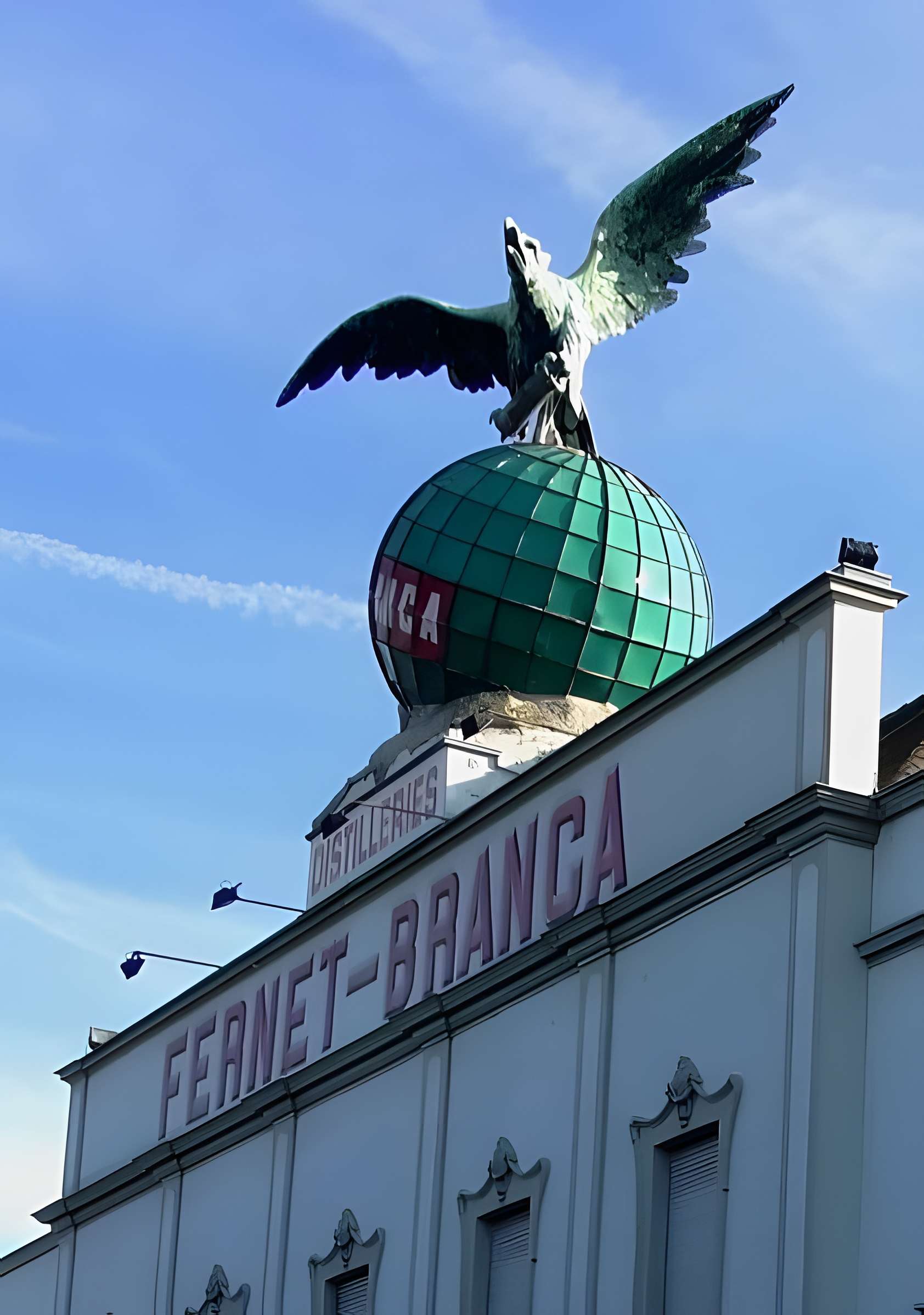 Distillerie Fernet-Branca de Saint-Louis
