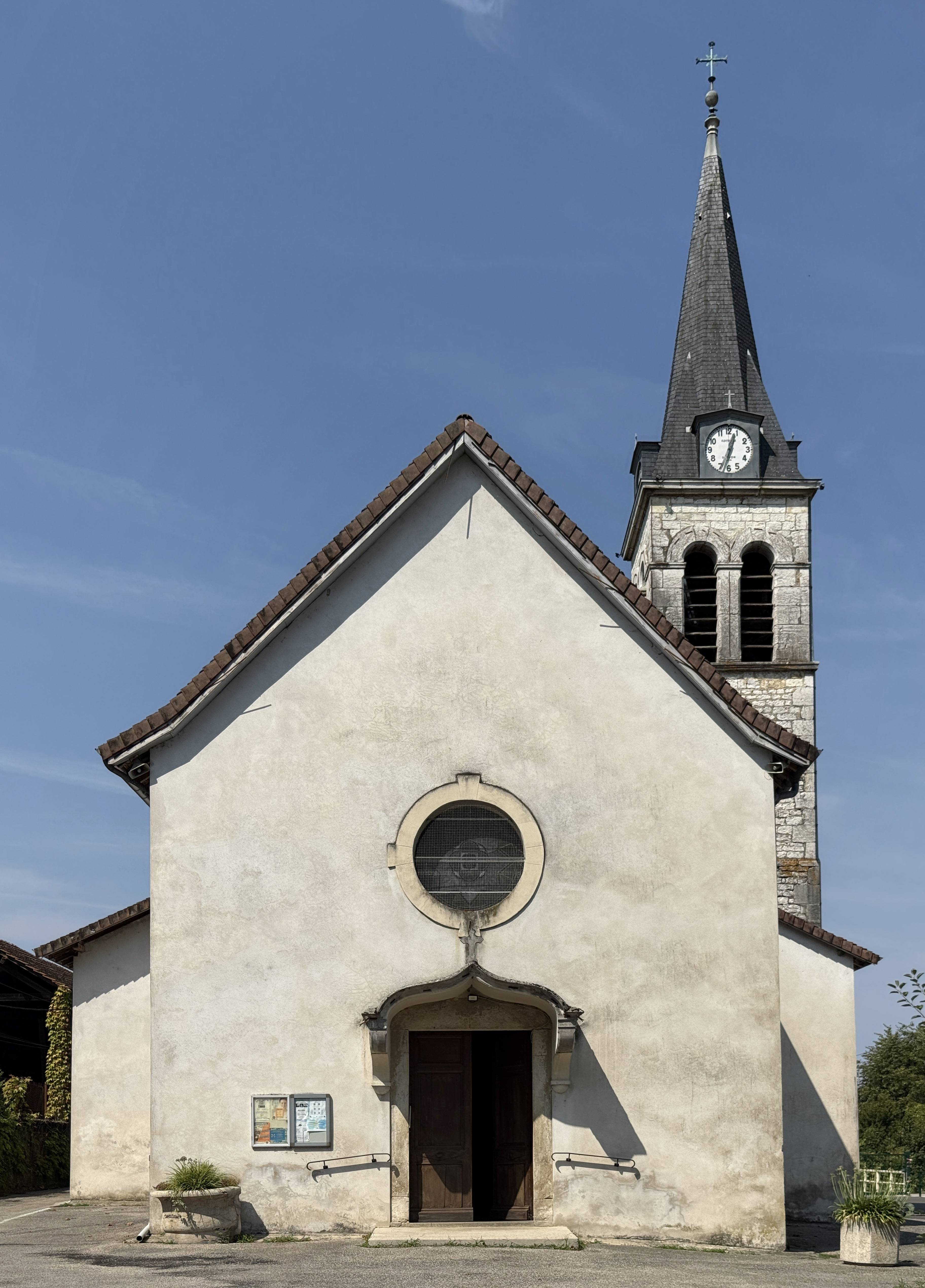 Photo de Église Saint-Jean-l'Évangéliste de Thuellin