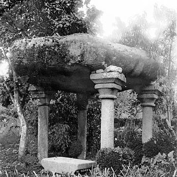 Dolmen de la Madeleine à Lessac