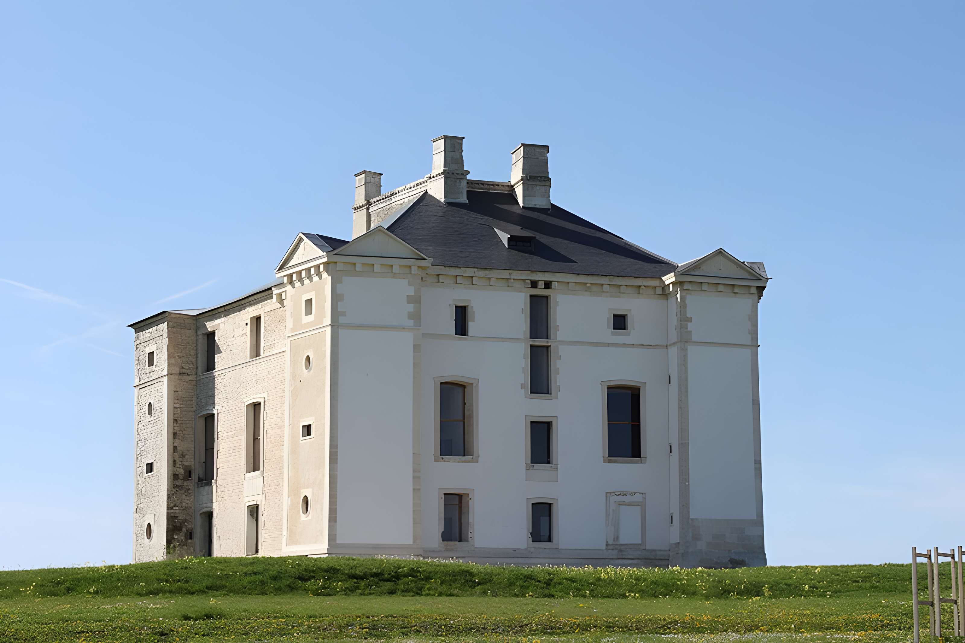 Château de Maulnes