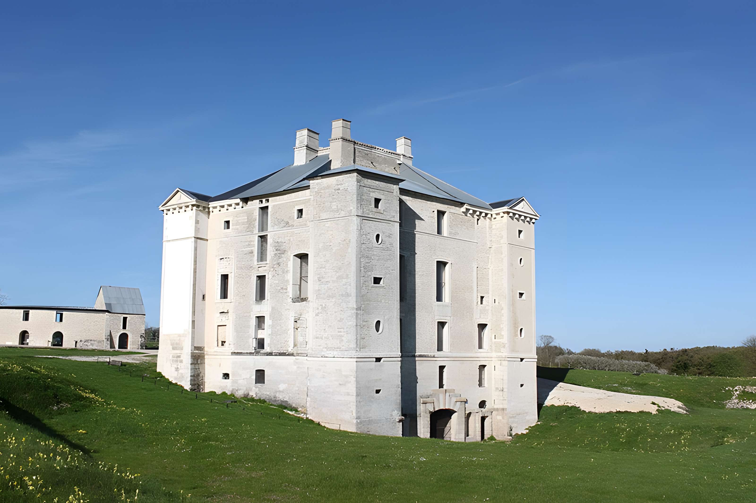 Château de Maulnes