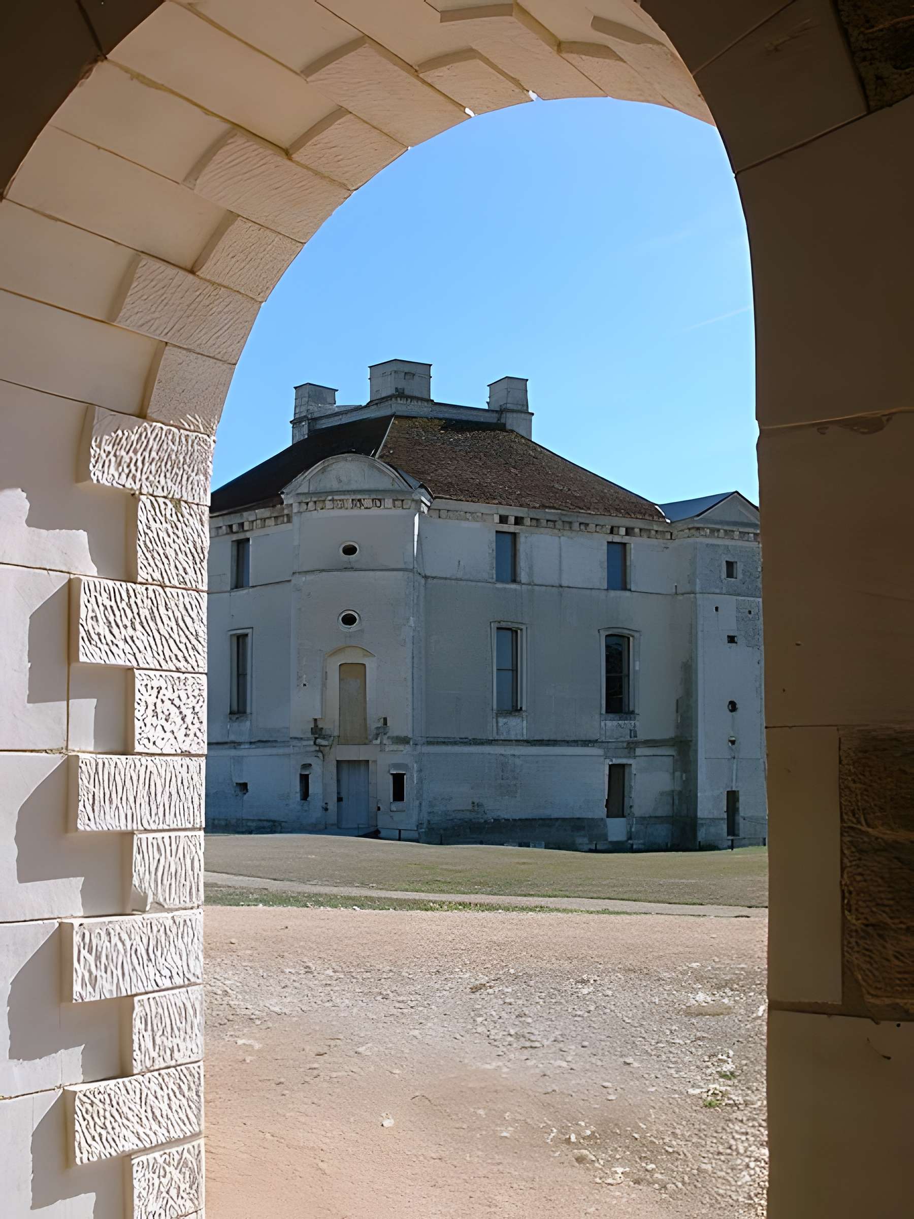 Château de Maulnes