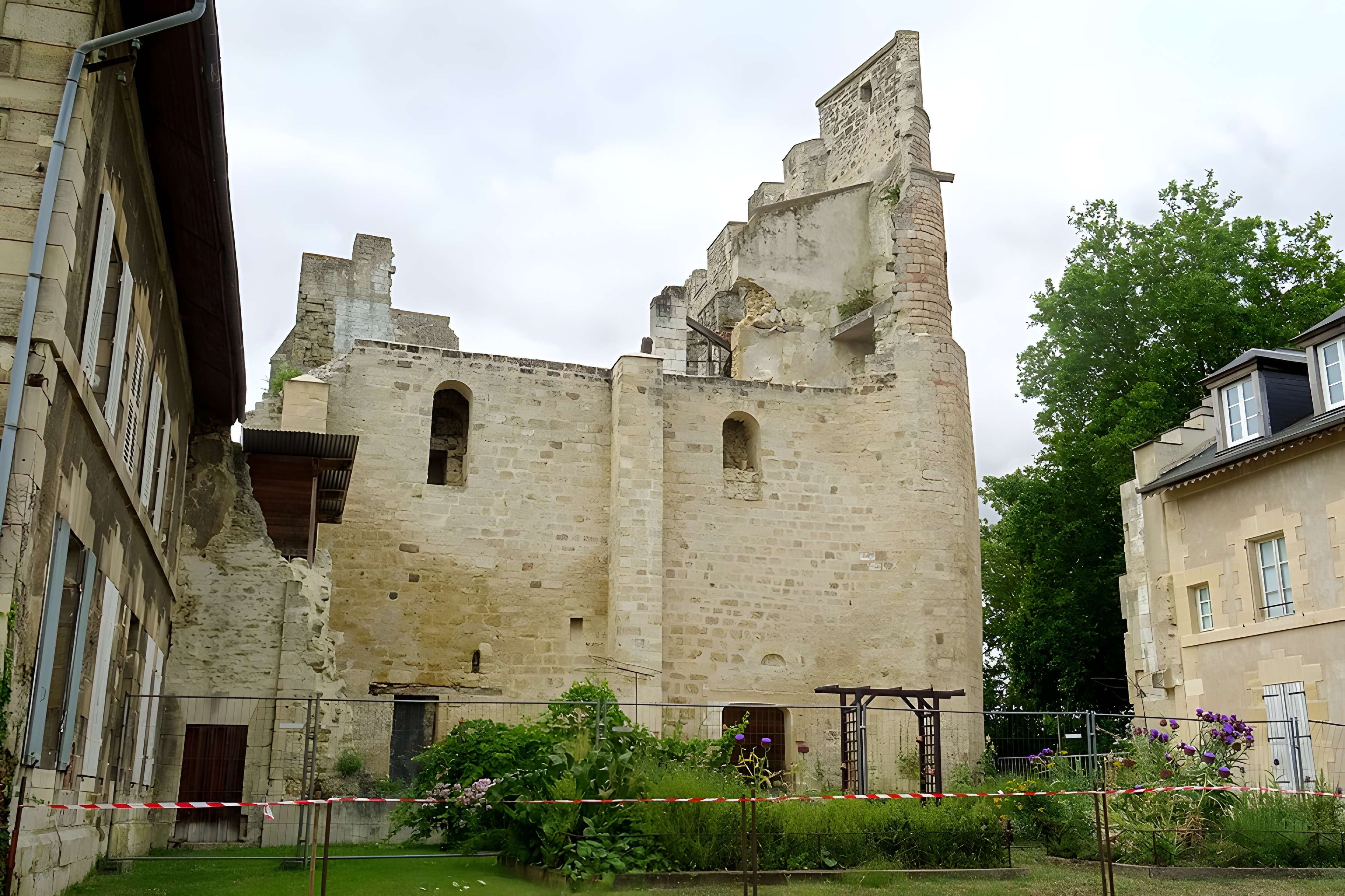 Donjon de Clermont 