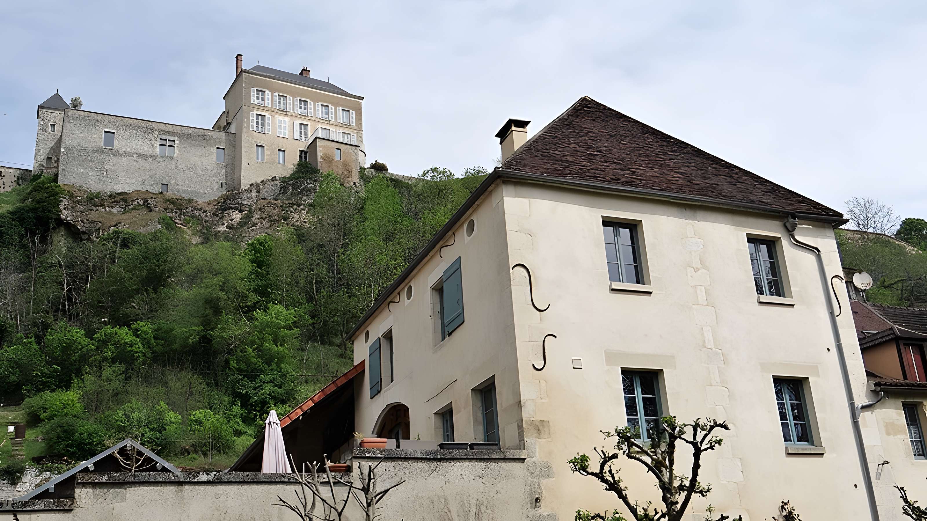 Donjon de Mailly-le-Château