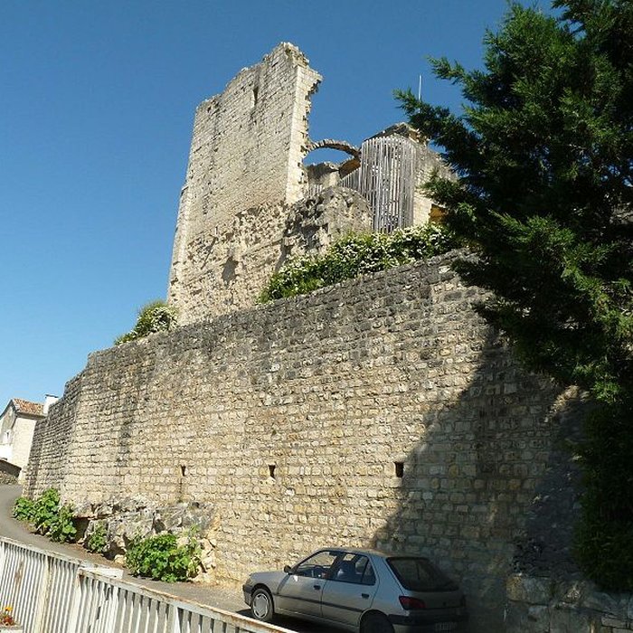 Photo de Donjon de Marthon