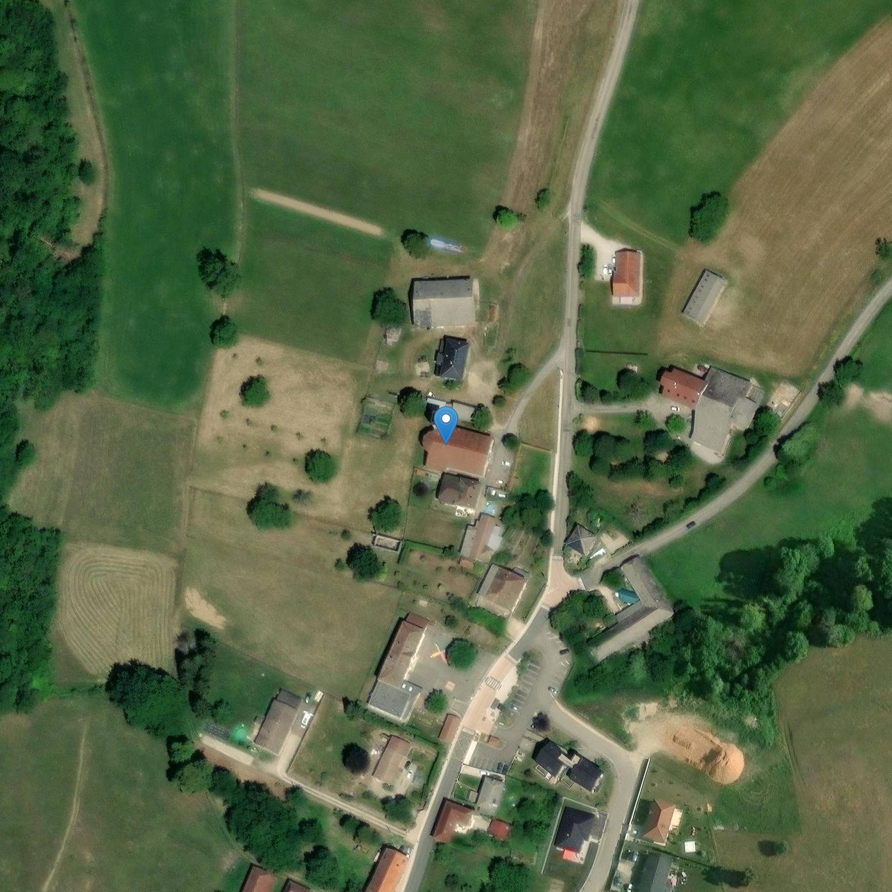 Photo de 聖エティエンヌ・デ・ヴェルヌ教会