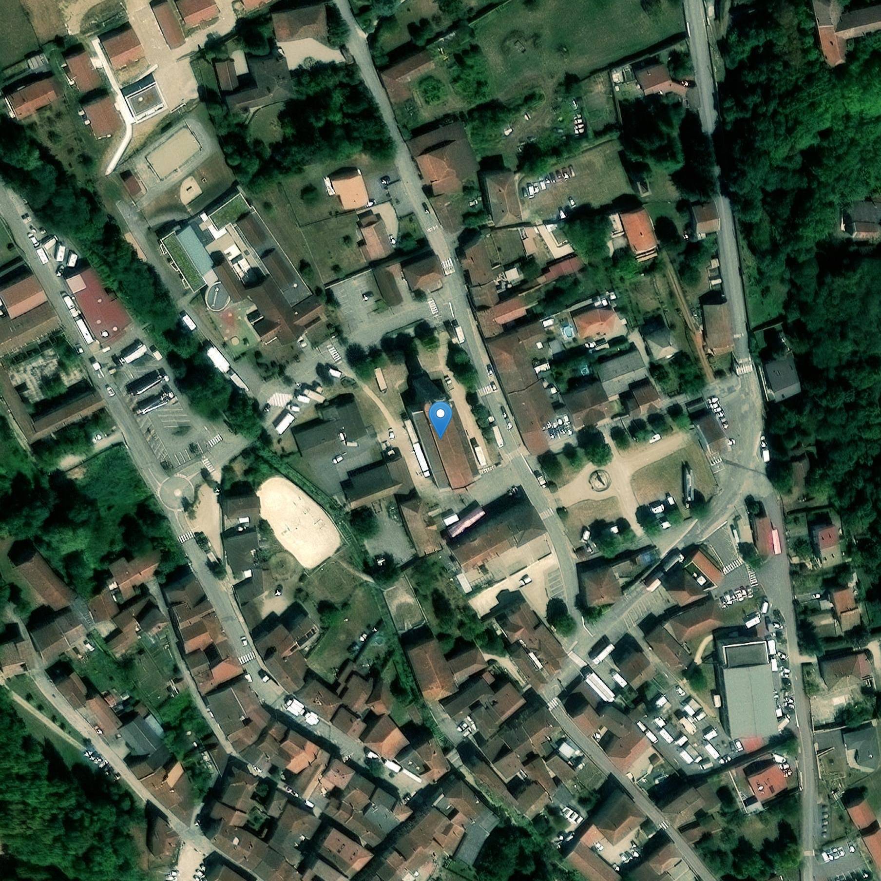 Photo de Viriville Himmelfahrt Kirche