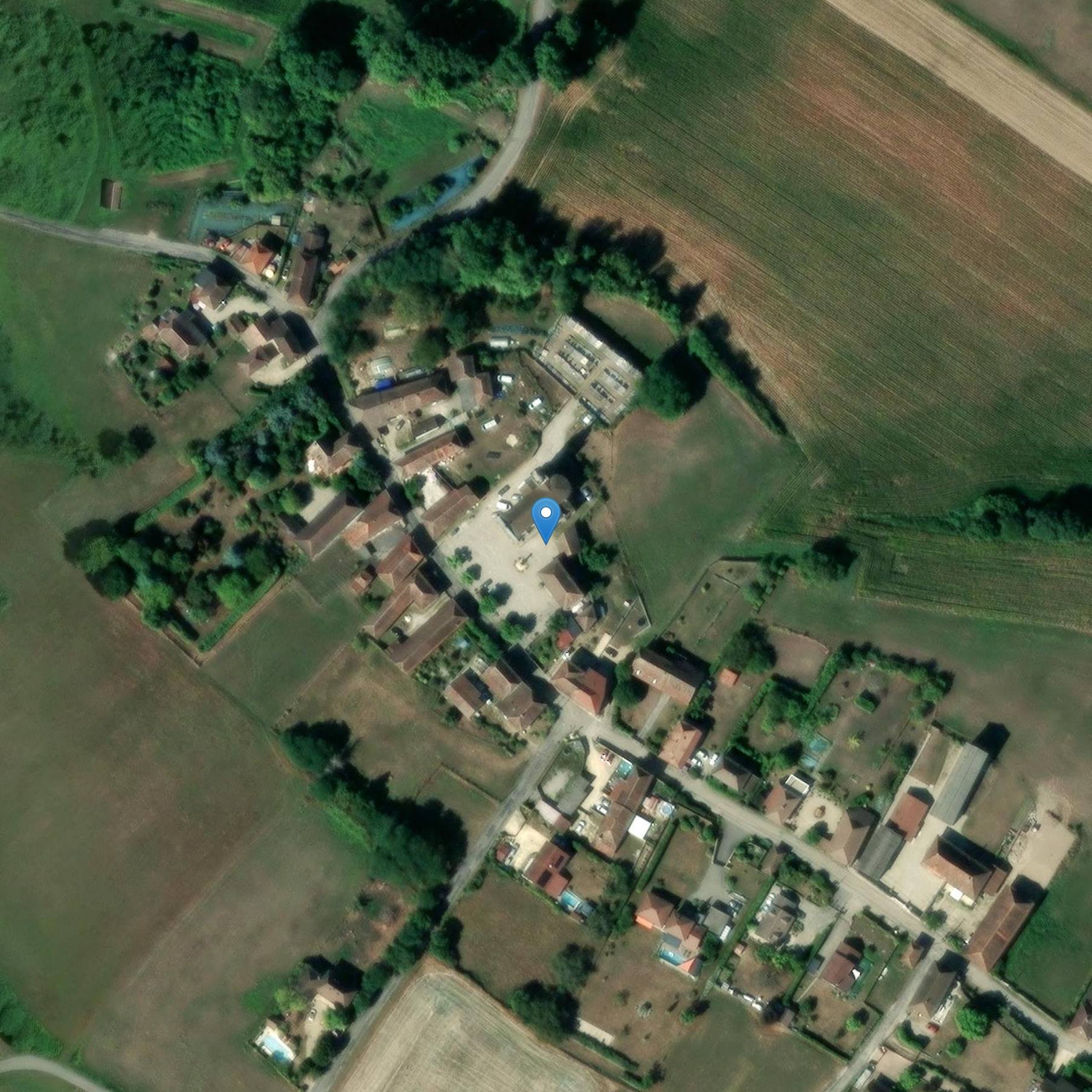 Photo de Kerk van de Geboorte van Onze Lieve Vrouw van Curtin