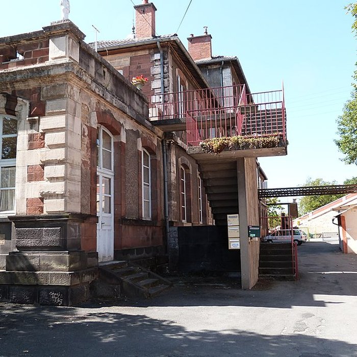 Photo de École Jules-Ferry du Gua à Aubin