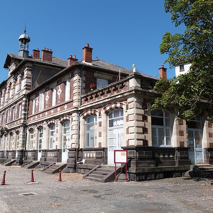 Photo de École Jules-Ferry du Gua à Aubin
