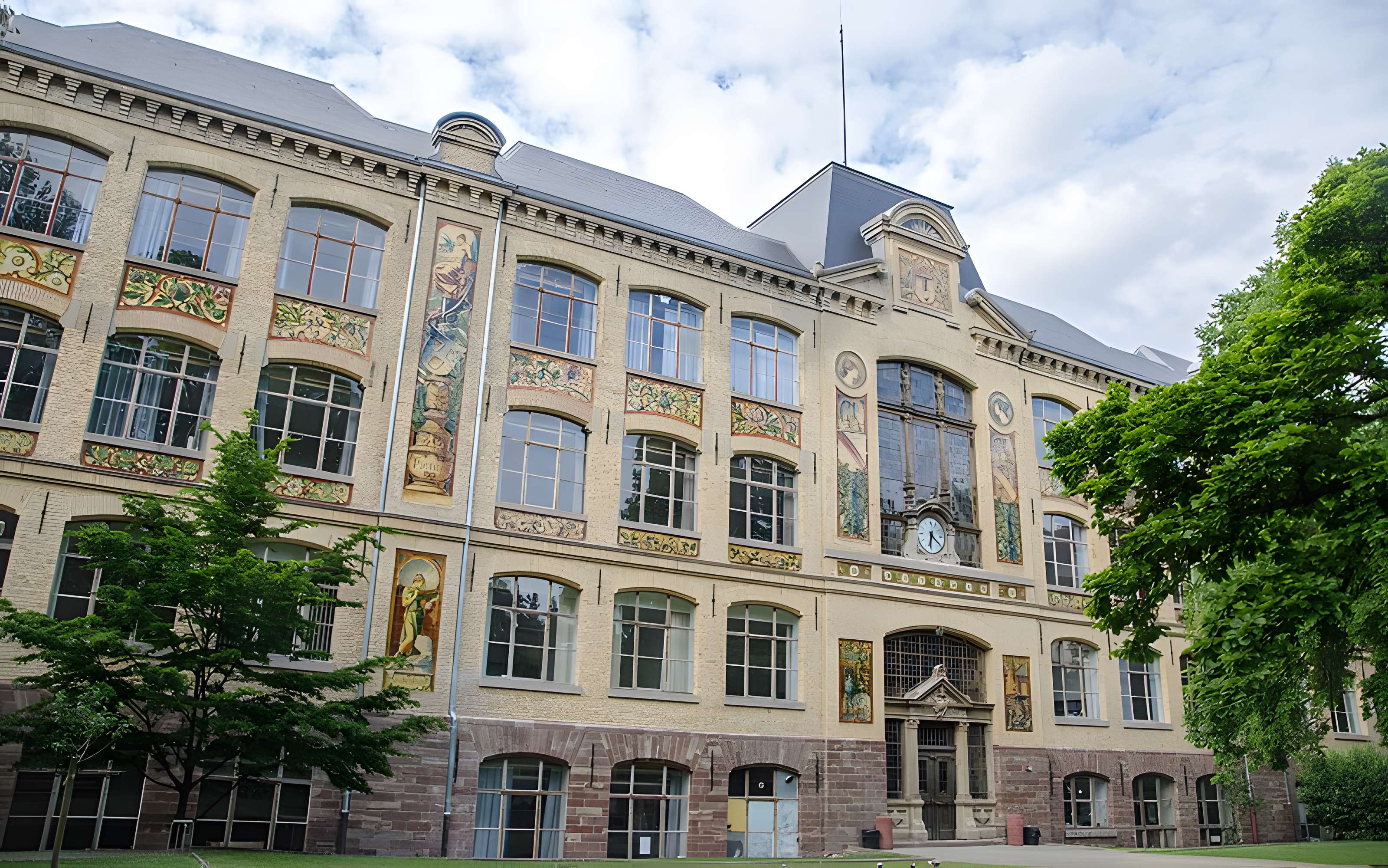 École supérieure des arts décoratifs de Strasbourg