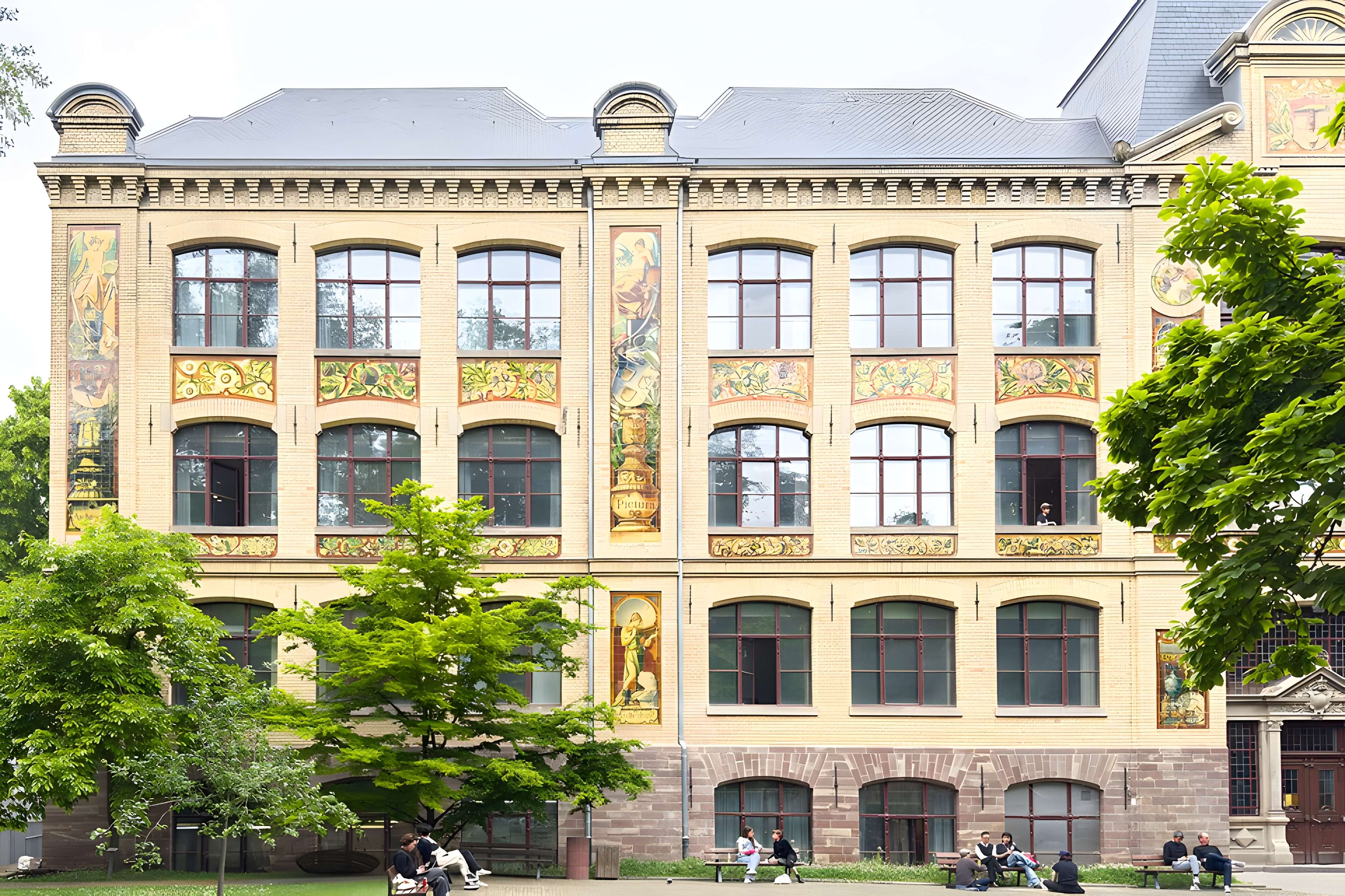 École supérieure des arts décoratifs de Strasbourg