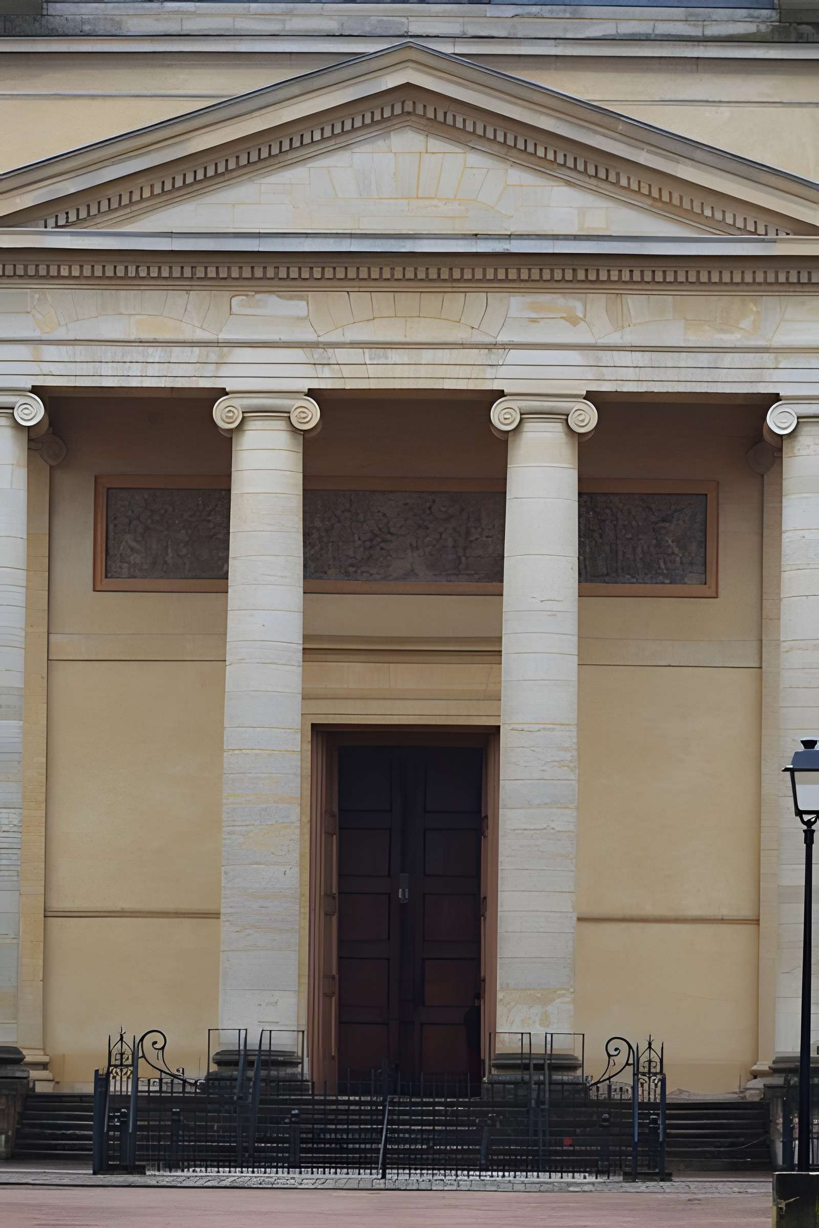 Église cathédrale Saint-Vincent de Mâcon